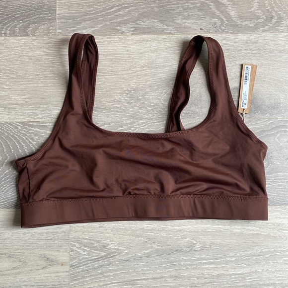 SKIMS SIGNATURE TANK BIKINI TOP 2X COCOA NWT - Picture 6 of 11